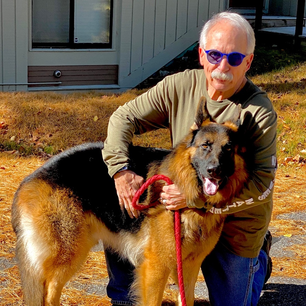 Meet your Posher, Denis